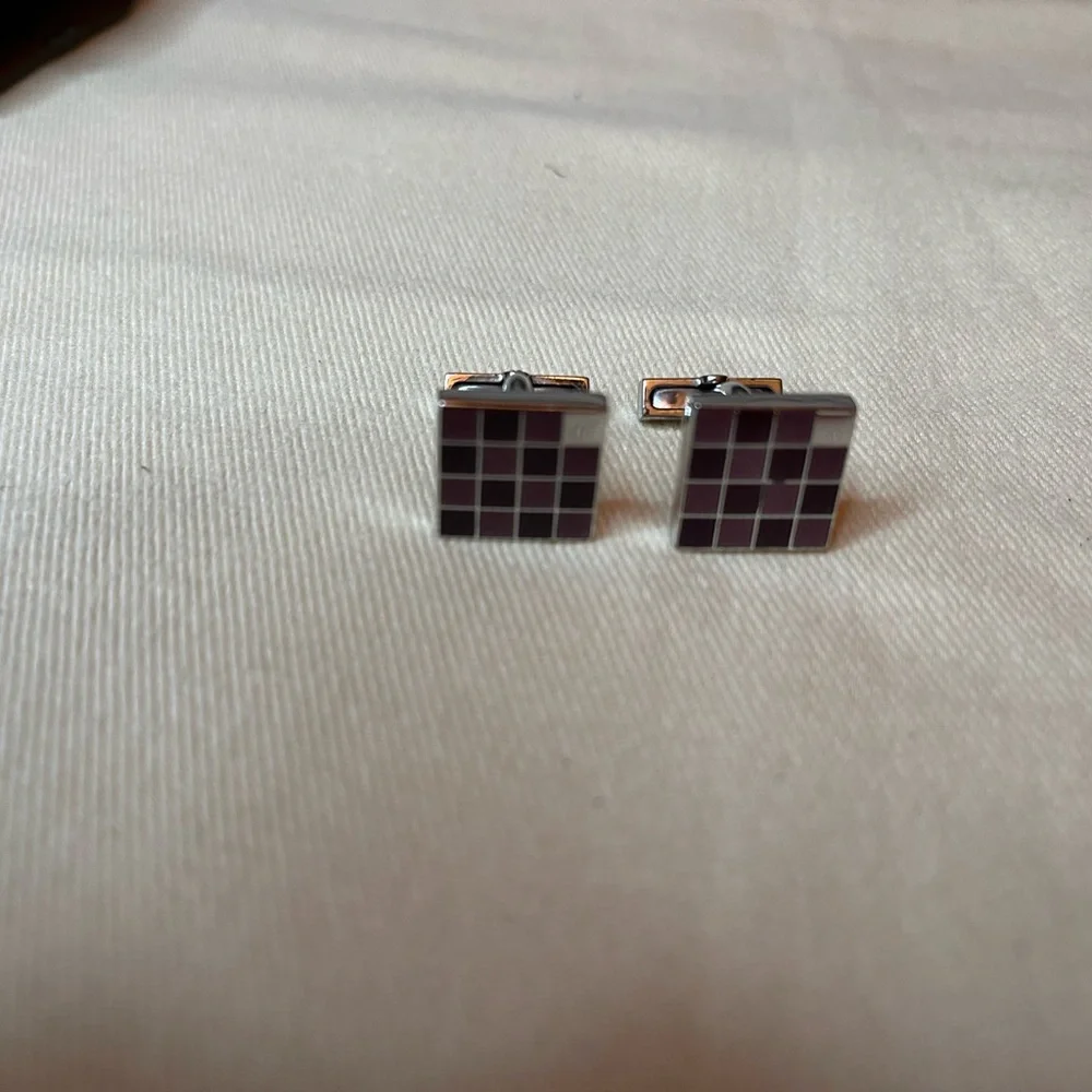 Louis Vuitton Sterling "Damier" Guilloche Enamel Cufflinks with case - Picture 7 of 12
